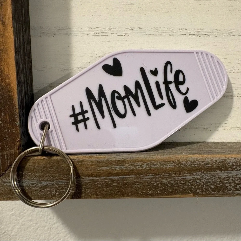 #MomLife Pink Keychain Tag